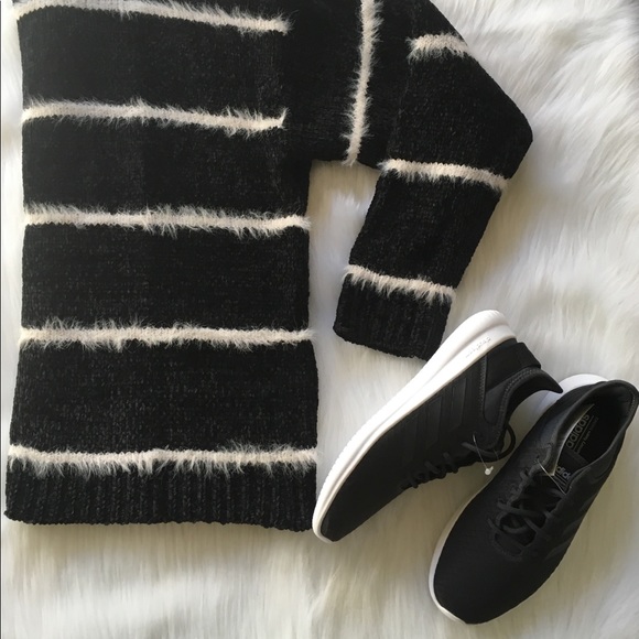 NWT Adidas Women’s Cloudfoam 3 Stripe Black Shoes - Picture 2 of 7